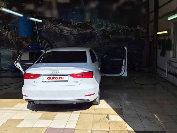 2016 Audi A3 III (8V), белый - вид 11