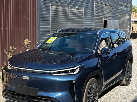 Geely Galaxy Starship 7