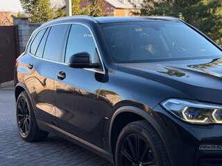 2019 BMW X5 30d IV (G05/G18), чёрный, 5550000 рублей, вид 4
