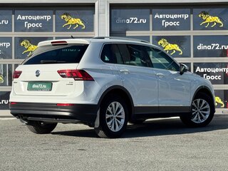 2017 Volkswagen Tiguan II, белый, 2450000 рублей, вид 5