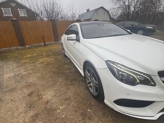 2013 Mercedes-Benz E-Класс 200 IV (W212, S212, C207) Рестайлинг, белый, 1950000 рублей, вид 2