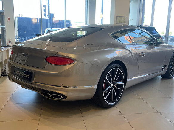2020 Bentley Continental GT III, серебристый - вид 4