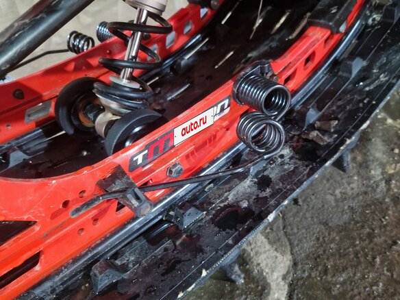2019 BRP Ski-Doo Summit 850, красный, 1280000 рублей - вид 5