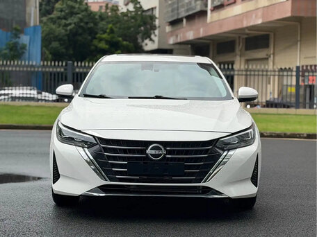 2022 Nissan Sylphy IV (B18), белый, 1710000 рублей, вид 2