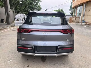 2026 BYD Yuan Up 45.12 kWh, серый, 1620444 рублей, вид 5