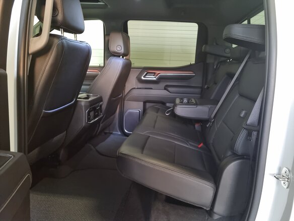 2023 GMC Sierra Crew Cab IV Рестайлинг, белый, 8000000 рублей - вид 24