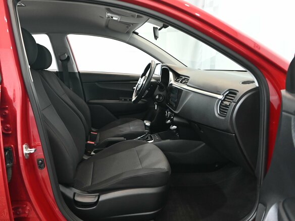 2021 Kia Rio X IV Рестайлинг, красный, 1830000 рублей - вид 11