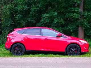 2012 Ford Focus III, красный, 627000 рублей, вид 4