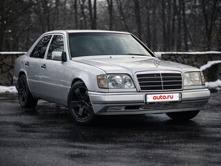 1993 Mercedes-Benz E-Класс 280 I (W124), серебристый, 575000 рублей, вид 4