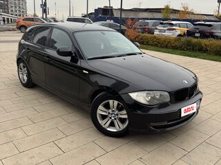 2010 BMW 1 серии 116i I (E81/E82/E87/E88) Рестайлинг, чёрный, 535000 рублей, вид 3