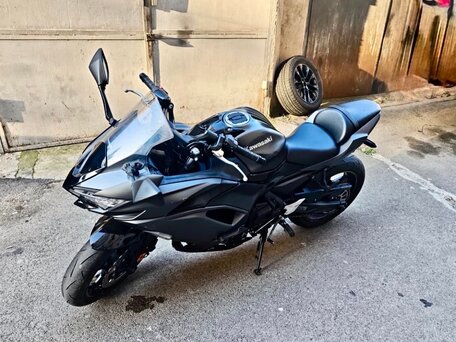 2024 Kawasaki Ninja 650, серый, 950000 рублей, вид 5
