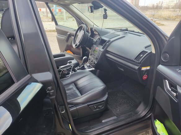 2011 Land Rover Freelander II Рестайлинг, чёрный - вид 7