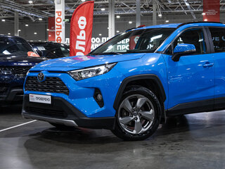 2020 Toyota RAV4 V (XA50), синий, 3099777 рублей, вид 2