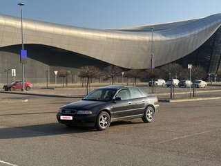 2000 Audi A4 I (B5) Рестайлинг, чёрный, 550000 рублей, вид 3