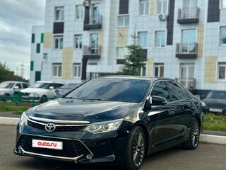 2015 Toyota Camry VII (XV50) Рестайлинг, чёрный, 1899000 рублей, вид 1