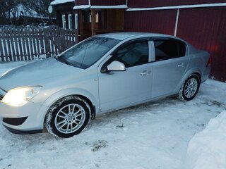 2011 Opel Astra H Рестайлинг, серебристый, 580000 рублей, вид 5
