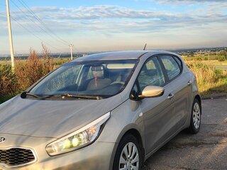 2013 Kia Ceed II, серебристый, 844000 рублей, вид 1