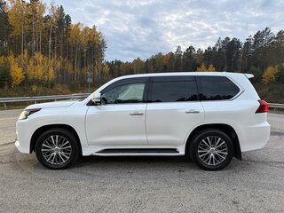 2018 Lexus LX 450d III Рестайлинг 2, белый, 7600000 рублей, вид 4
