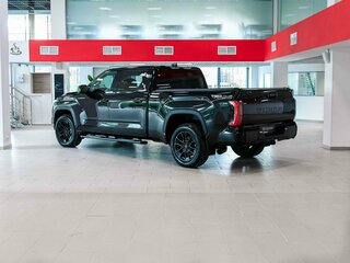 2023 Toyota Tundra Double Cab III, чёрный, 6685000 рублей, вид 4