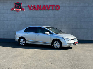 2008 Honda Civic VIII, серебристый, 735000 рублей, вид 3