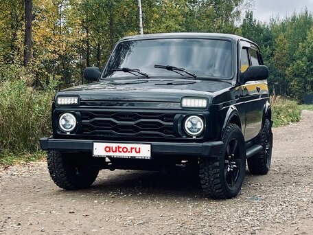 2017 Lada (ВАЗ) 2121 (4x4) I Рестайлинг, чёрный, 595000 рублей, вид 1