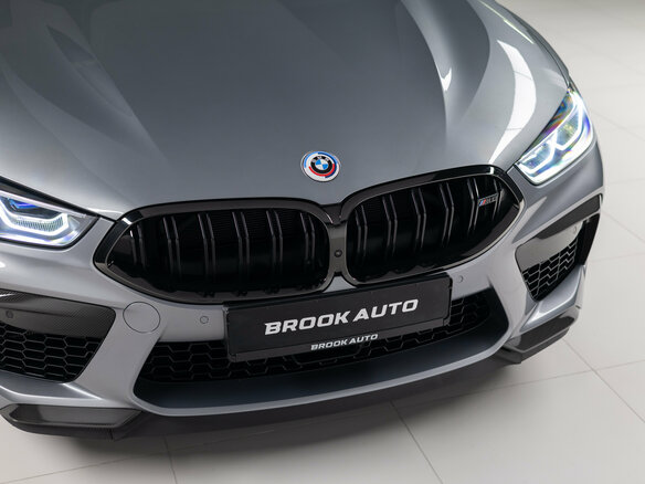 2022 BMW M8 Competition I (F91/F92/F93), серый, 13990000 рублей - вид 32