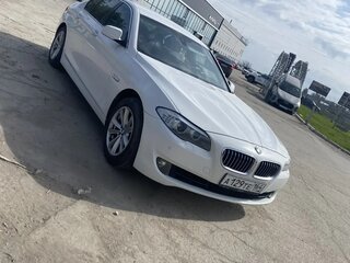 2012 BMW 5 серии 520i VI (F10/F11/F07), белый, 1350000 рублей, вид 5