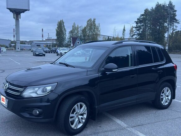 2011 Volkswagen Tiguan I Рестайлинг, чёрный, 1150000 рублей