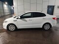 2013 Kia Rio 4-speed III, белый, 1110000 рублей - вид 2