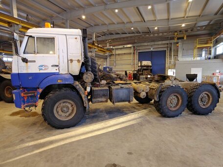 2012 КамАЗ 44108, белый, 908900 рублей, вид 1