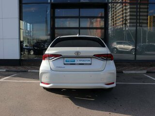 2019 Toyota Corolla XII (E210), белый, 1899000 рублей, вид 4