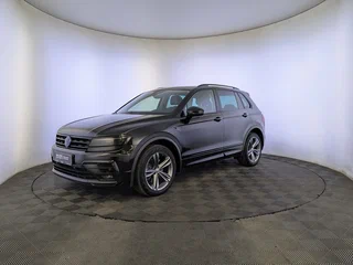 2019 Volkswagen Tiguan II, чёрный, 2450000 рублей, вид 1