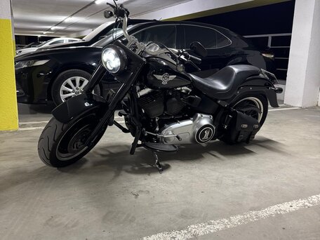 2012 Harley-Davidson Fat Boy, чёрный, 1300000 рублей, вид 1