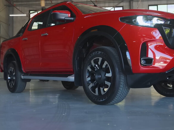 2026 Mazda BT-50 III Рестайлинг, красный, 5935686 рублей - вид 7