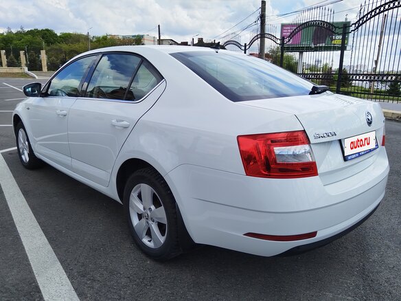 2020 Skoda Octavia III (A7) Рестайлинг, белый - вид 6