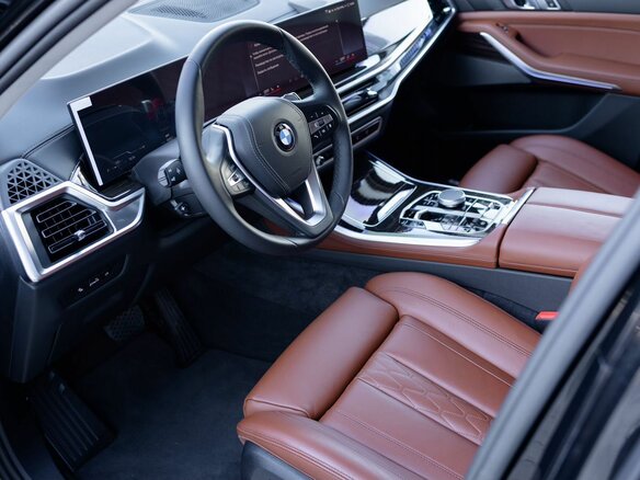 2026 BMW X5 40i IV (G05/G18) Рестайлинг, чёрный, 30500000 рублей - вид 17
