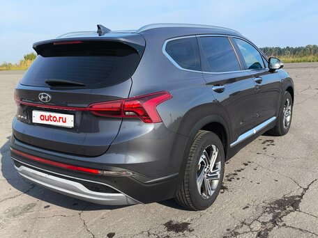 2021 Hyundai Santa Fe IV Рестайлинг, серый, 3600000 рублей, вид 4