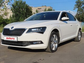 2016 Skoda Superb III, белый, 1600000 рублей, вид 1