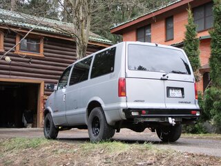 1989 Chevrolet Astro I, серебристый, 1200000 рублей, вид 3