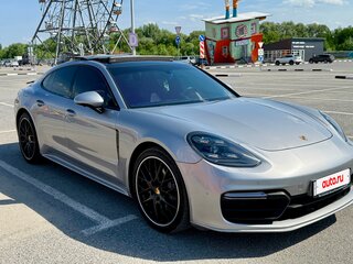 2018 Porsche Panamera 4S II, серебристый, 5690000 рублей, вид 1