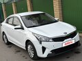 2021 Kia Rio IV Рестайлинг, белый