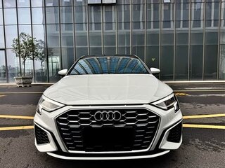 2023 Audi A3 Sportback 35 TFSI IV (8Y), белый, 2143000 рублей, вид 3