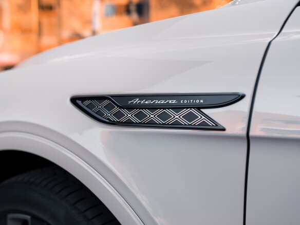 2026 Bentley Bentayga I Рестайлинг, серый, 45900000 рублей - вид 13