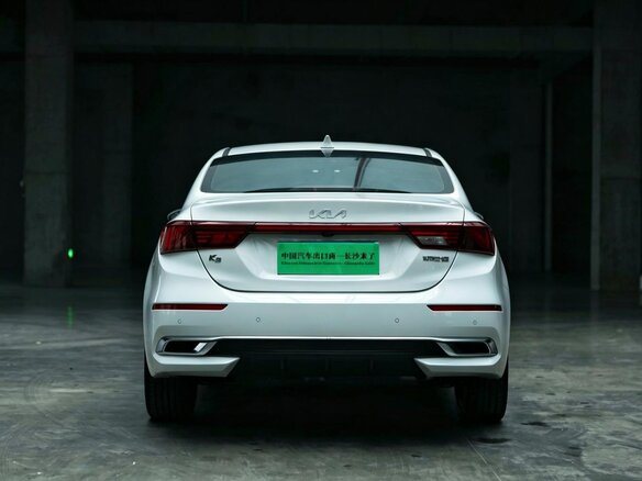 2022 Kia K3 II (China Market) Рестайлинг, белый, 1213000 рублей - вид 19