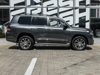2016 Toyota Land Cruiser 200 Series Рестайлинг 2, серый, 5370000 рублей, вид 5