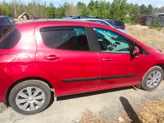 2008 Peugeot 308 I, красный, 320000 рублей, вид 2