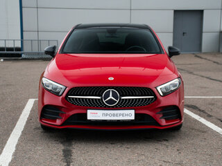 2018 Mercedes-Benz A-Класс 200 IV (W177), красный, 2349000 рублей, вид 2