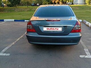 2007 Mercedes-Benz E-Класс 320 III (W211, S211) Рестайлинг, серебристый, 1100000 рублей, вид 3