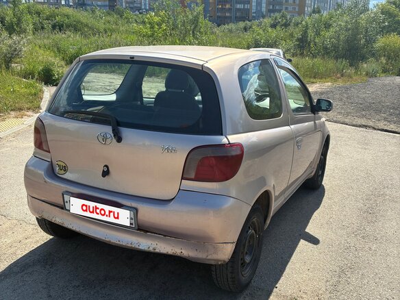 2001 Toyota Vitz I (P10), розовый, 280000 рублей - вид 4