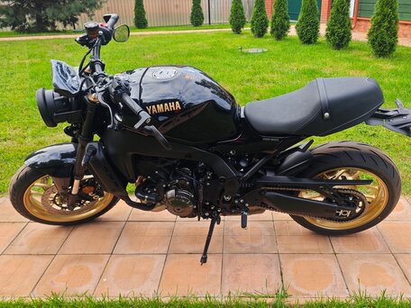 2026 Yamaha XSR900, чёрный, 1670000 рублей, вид 2